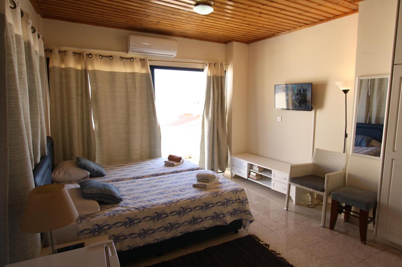 Apartment Village